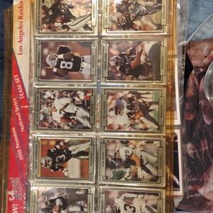 Los Angeles Raiders NFL football 1990 premiere National series team card set